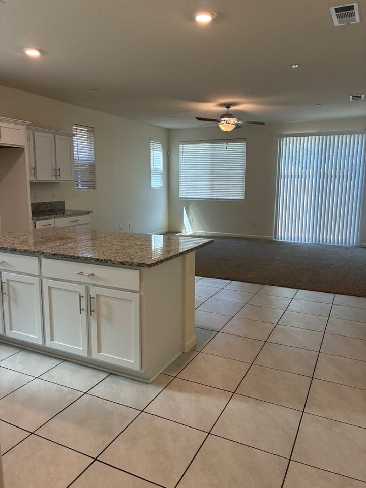 149 Shafer Ave - Photo 7 of 38