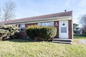 featured image of 5843 Woodside Dr