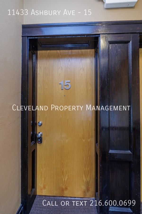 11433 Ashbury Ave #15 - Photo 4 of 22