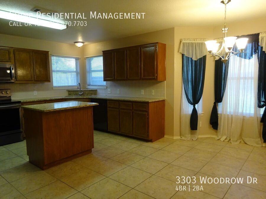 3303 Woodrow Dr - Photo 4 of 21