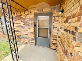 featured image of 2505 Madison Ave