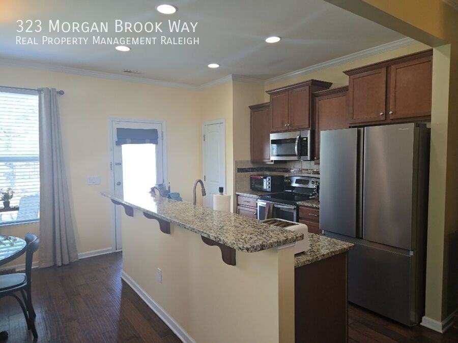 323 Morgan Brook Way - Photo 3 of 13