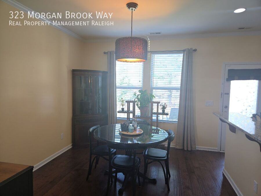 323 Morgan Brook Way - Photo 4 of 13
