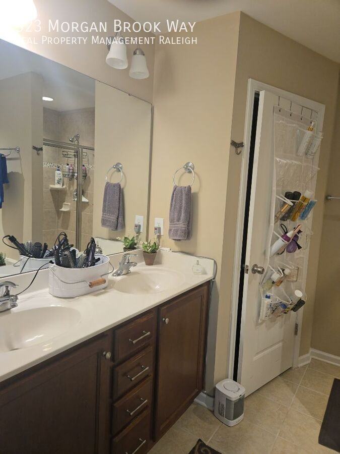 323 Morgan Brook Way - Photo 6 of 13