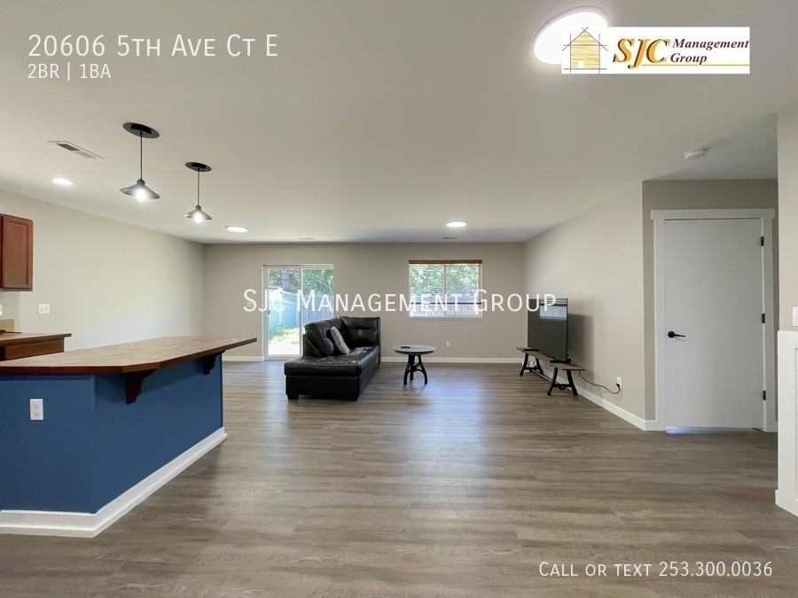 20606 5th Avenue Ct E - Photo 2 of 10