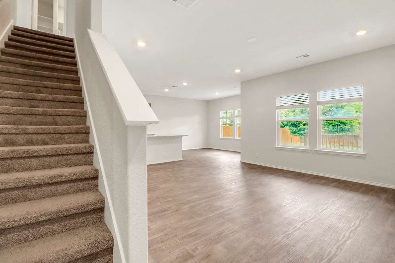 1310 Brown Pelican Way - Photo 5 of 31