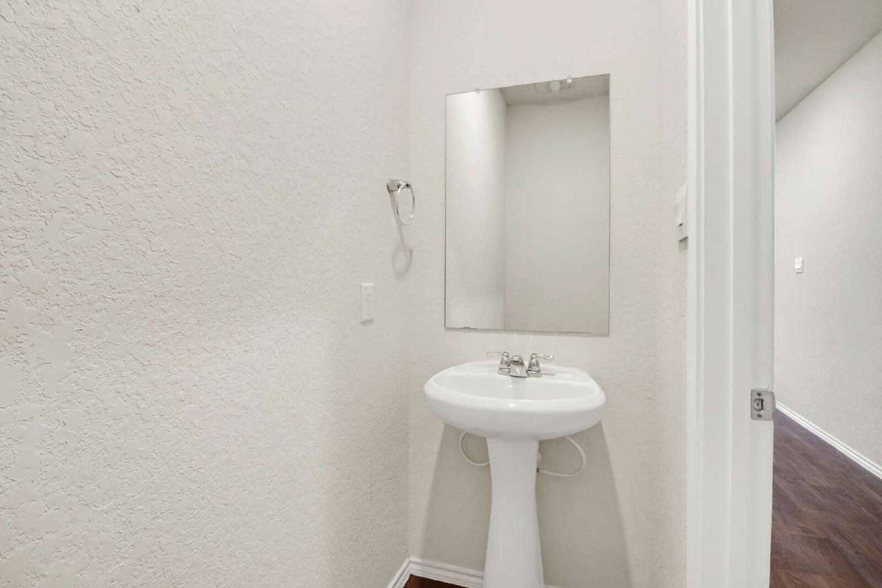 1310 Brown Pelican Way - Photo 6 of 31