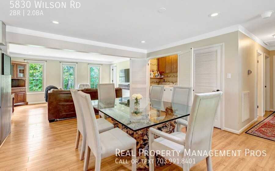 5830 Wilson Rd - Photo 7 of 35
