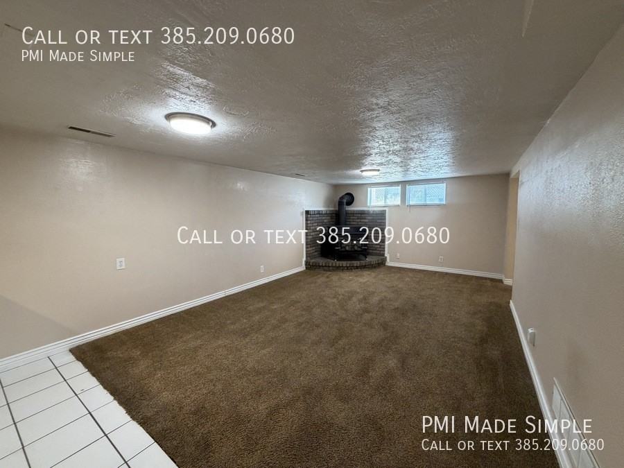 1924 S Columbia Ln - Photo 3 of 24