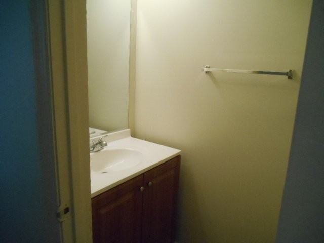 905 W Pine St Apt A - Photo 7 of 14