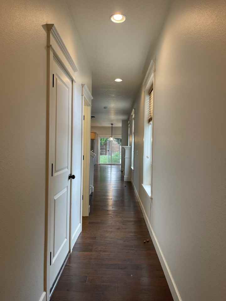 8814 N Curtis Ave - Photo 3 of 21