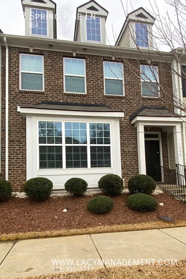 132 Spring Pine Ln - Photo 2 of 34
