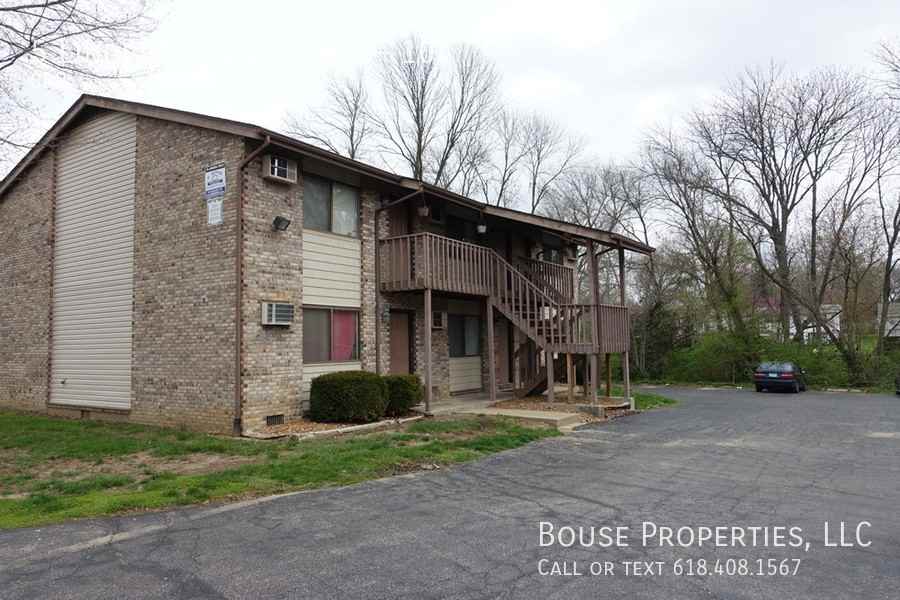 5 Lindberg Cir #10