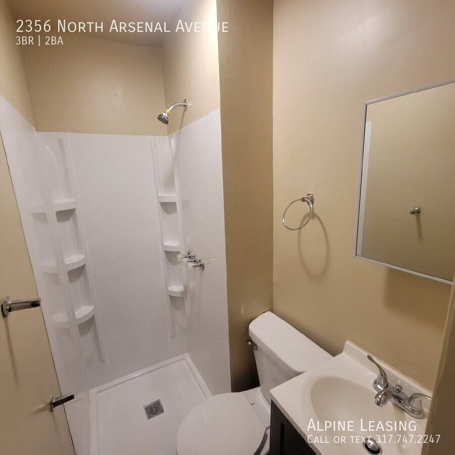 2356 N Arsenal Ave - Photo 3 of 6