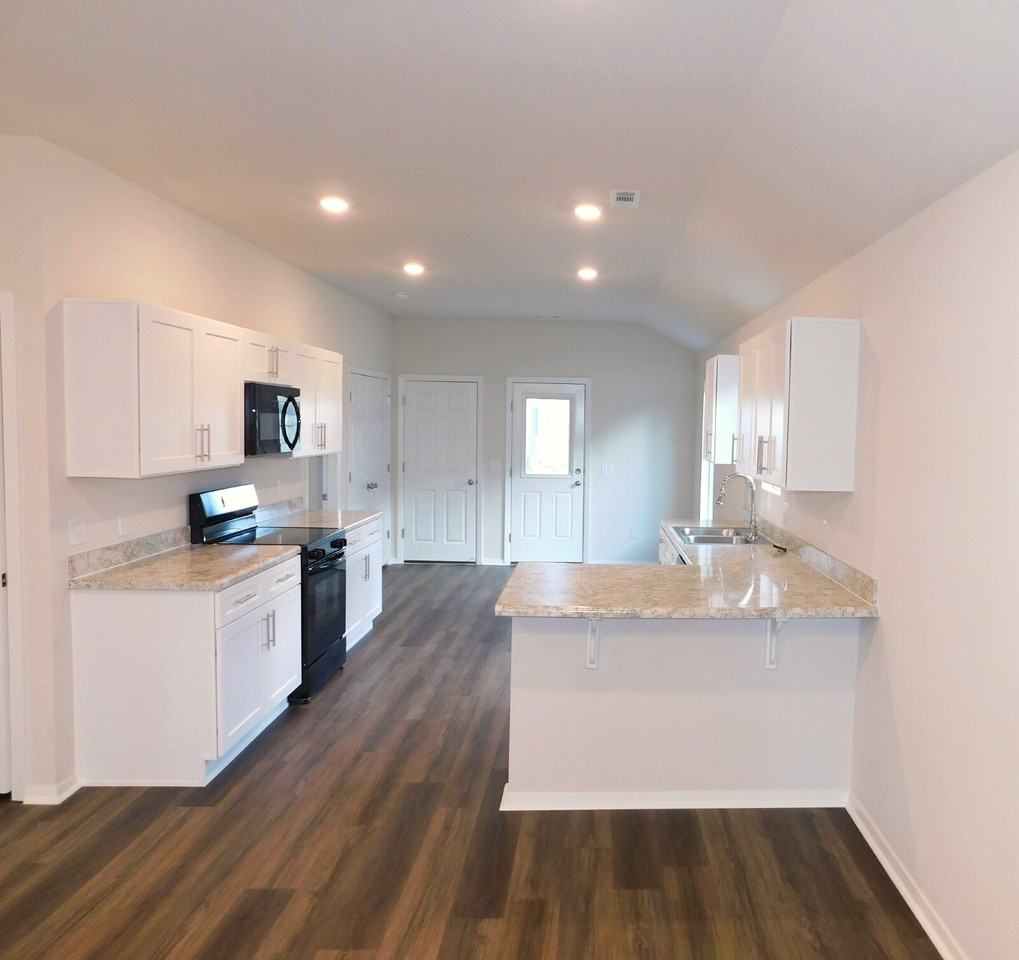 2504 E Illinois Aly - Photo 4 of 18