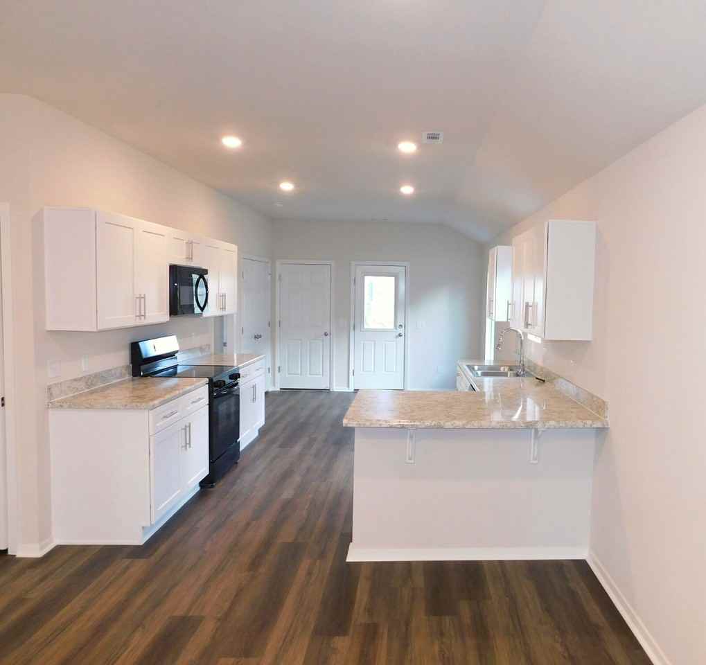 2504 E Illinois Aly - Photo 5 of 18