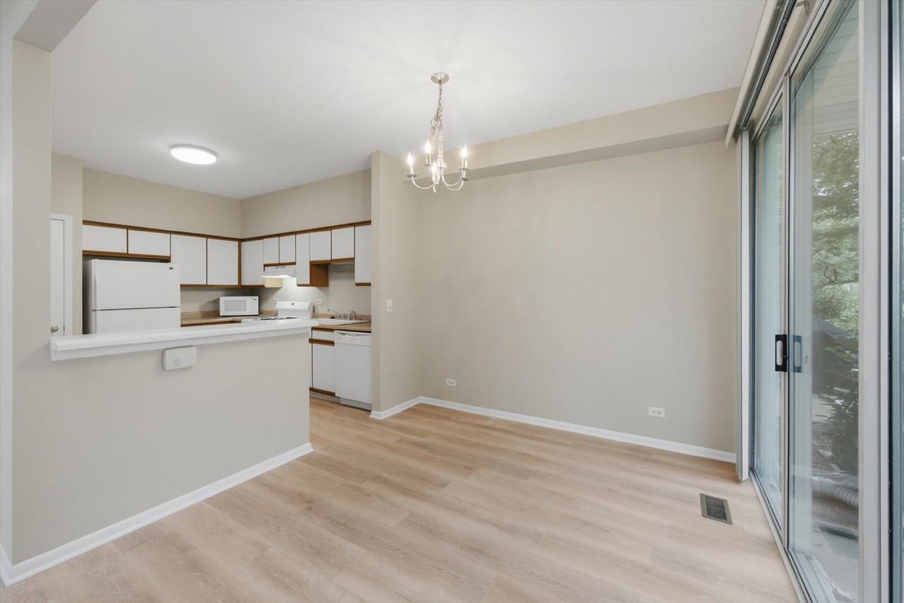 610 Woodhaven Dr - Photo 6 of 21