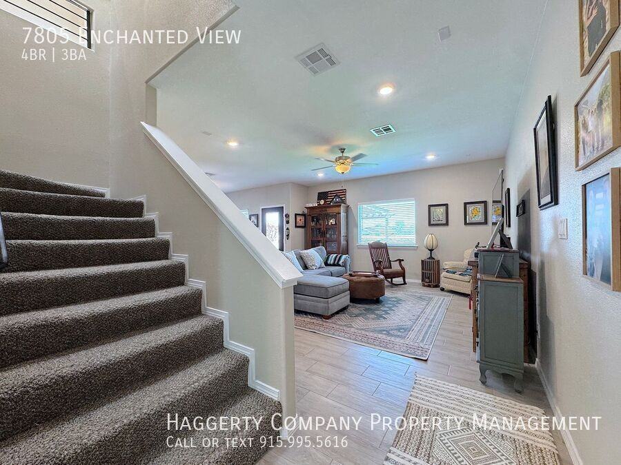 7805 Enchanted View Dr - Photo 6 of 42
