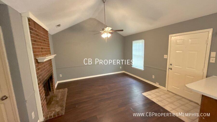 5864 Ashridge Pl - Photo 6 of 9