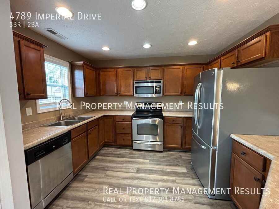 4789 Imperial Dr - Photo 5 of 20