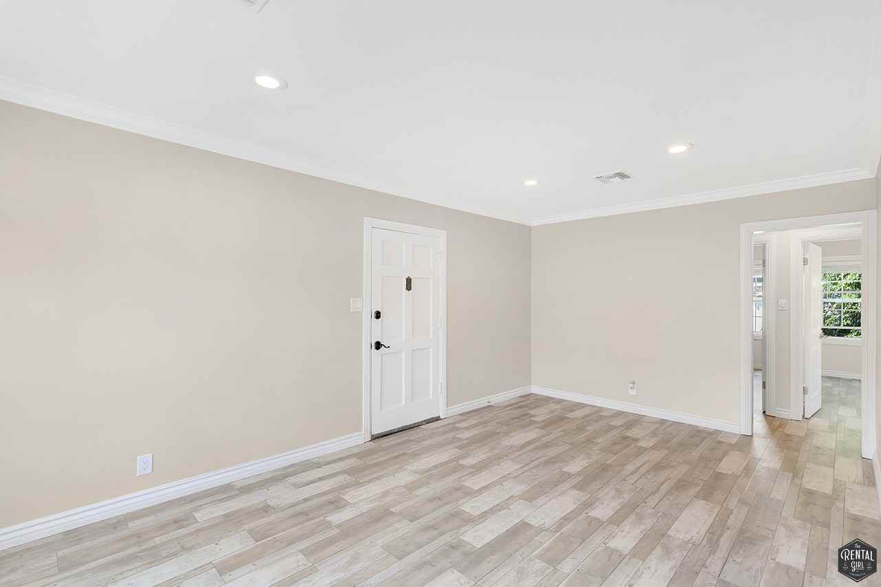 8613 1/4 W Olympic Blvd - Photo 3 of 16