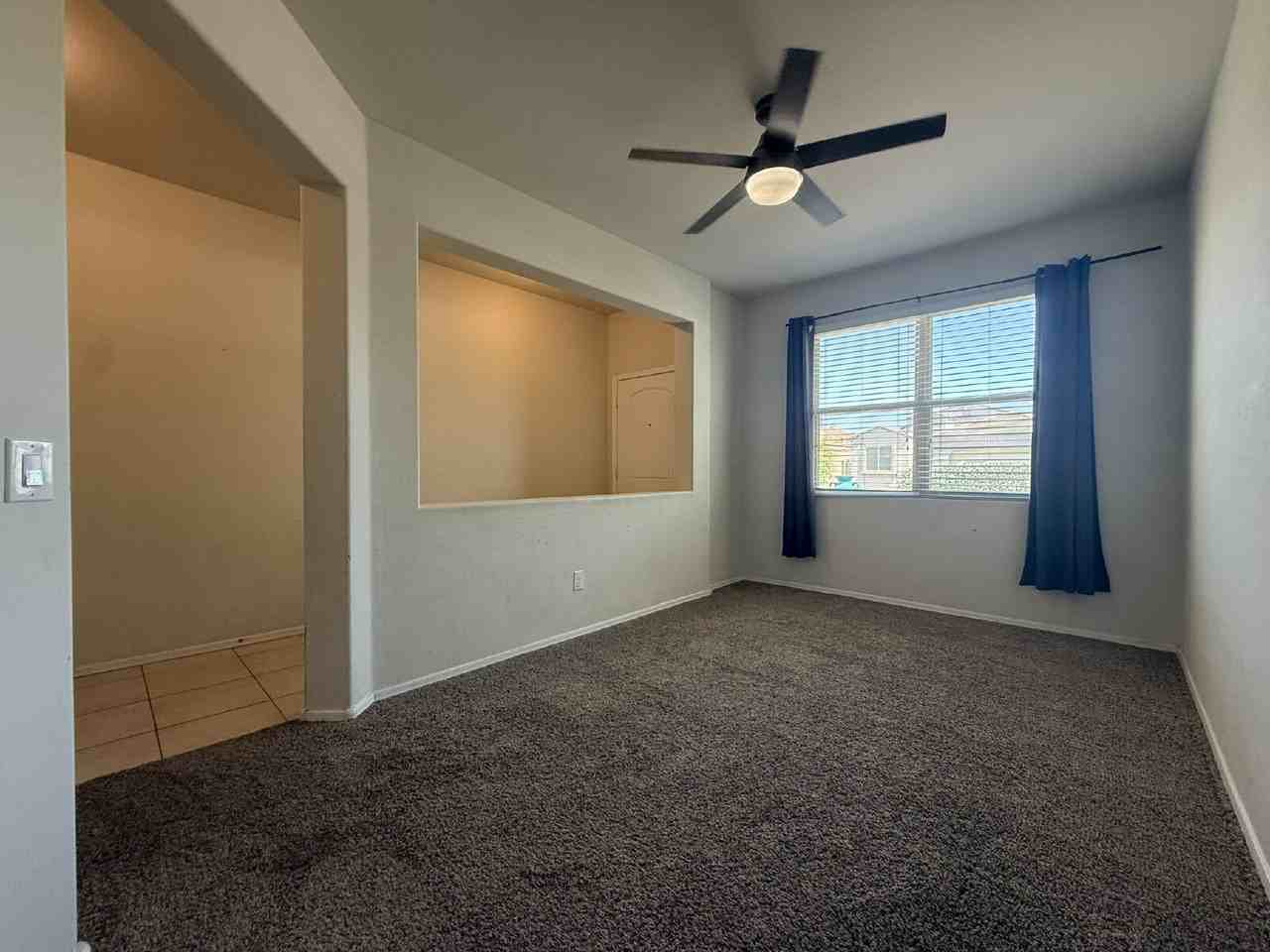 30187 W Avalon Dr - Photo 5 of 37