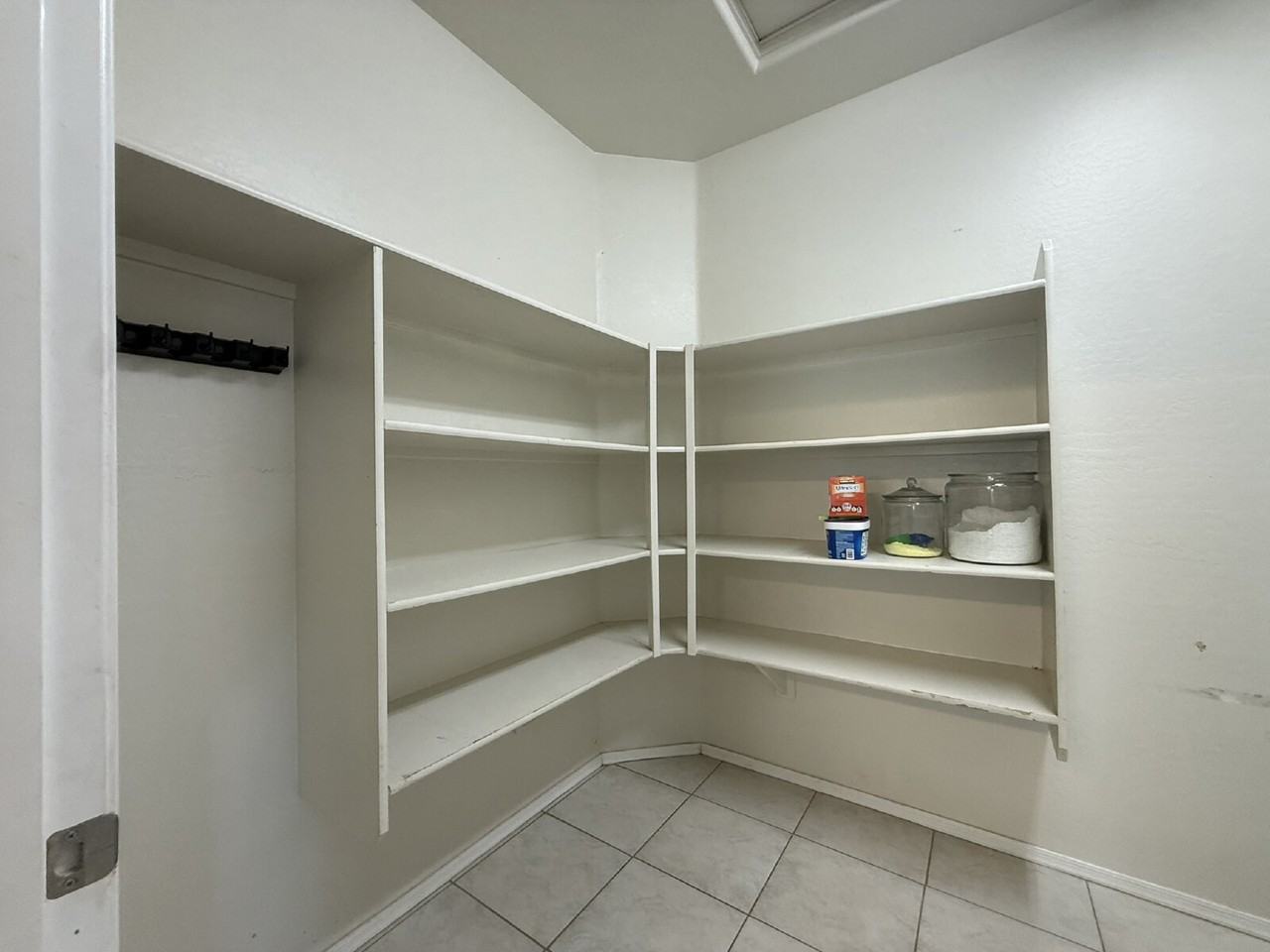30187 W Avalon Dr - Photo 6 of 37