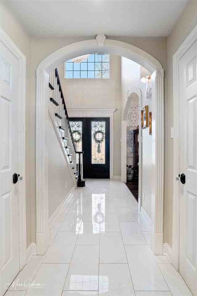 1310 Bay Ridge Dr - Photo 5 of 38