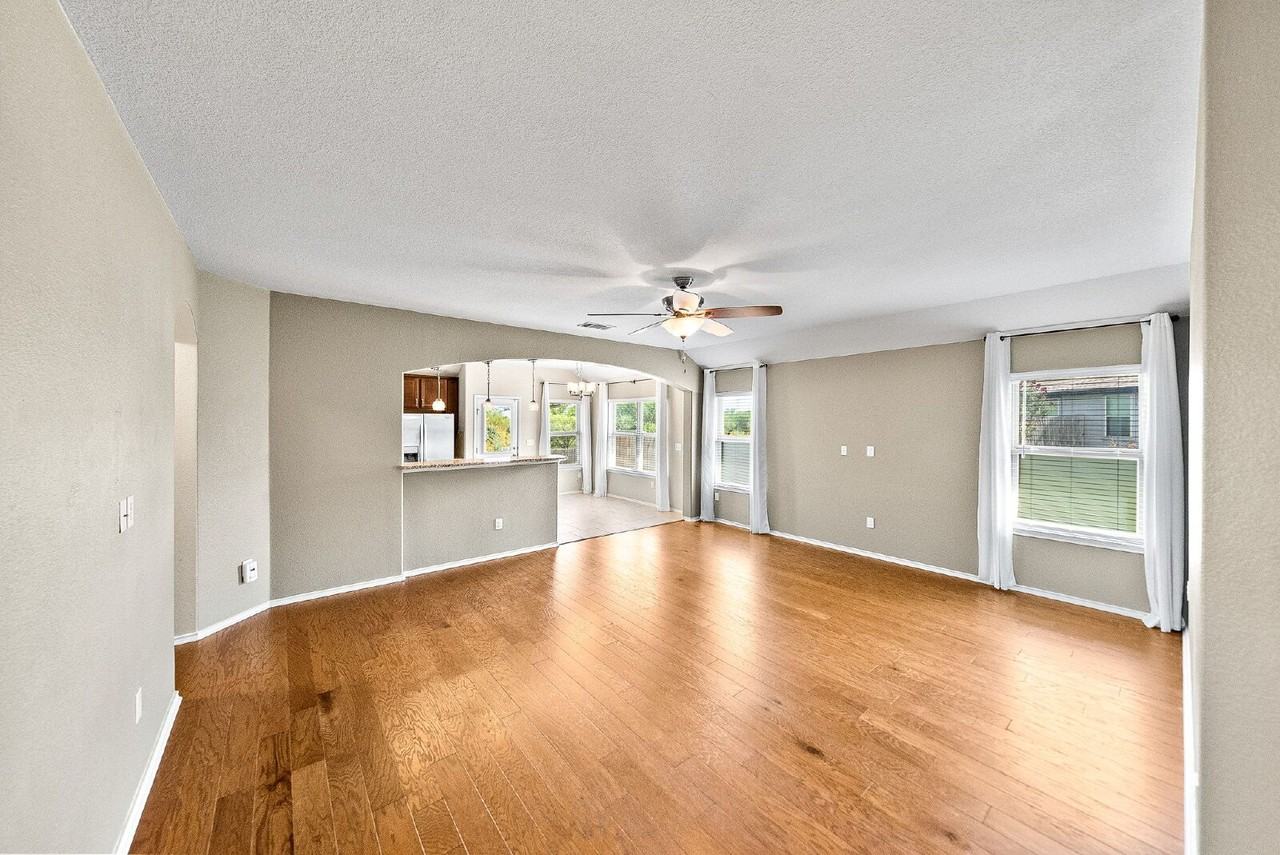 6097 Heron Dr - Photo 4 of 50