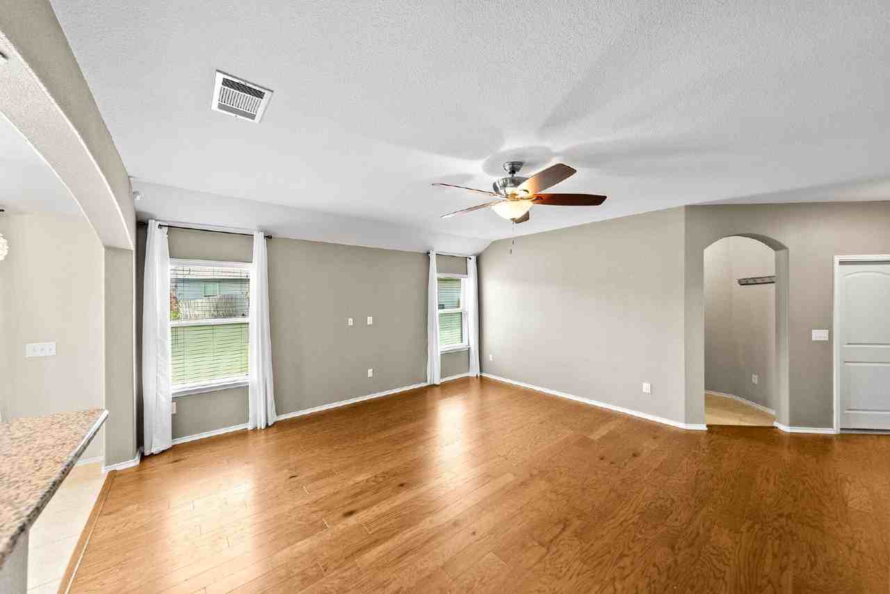 6097 Heron Dr - Photo 6 of 50
