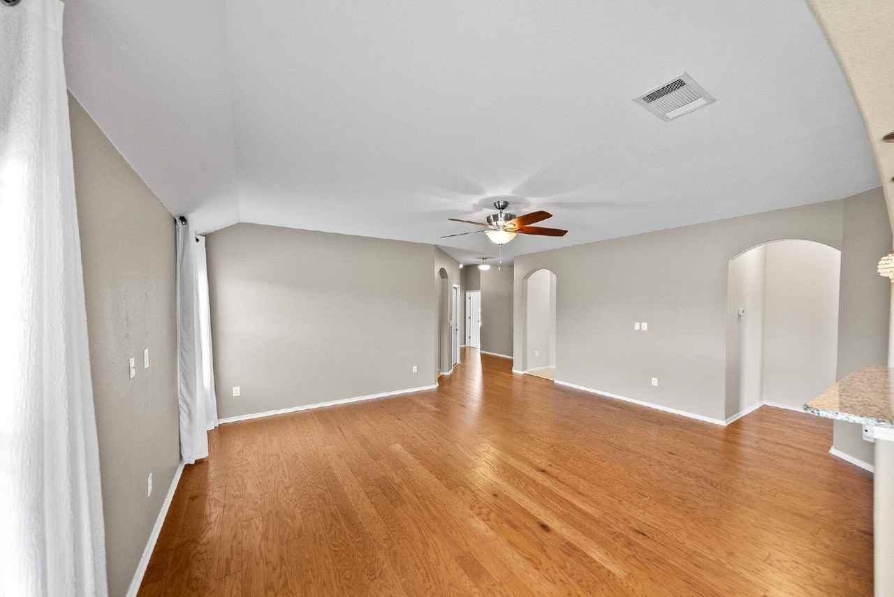 6097 Heron Dr - Photo 7 of 50