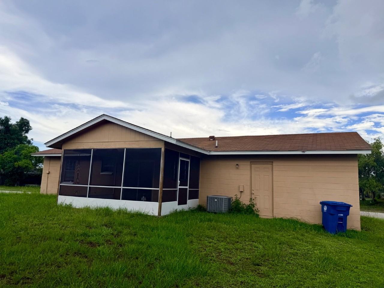 5123 Higate Rd - Photo 4 of 14