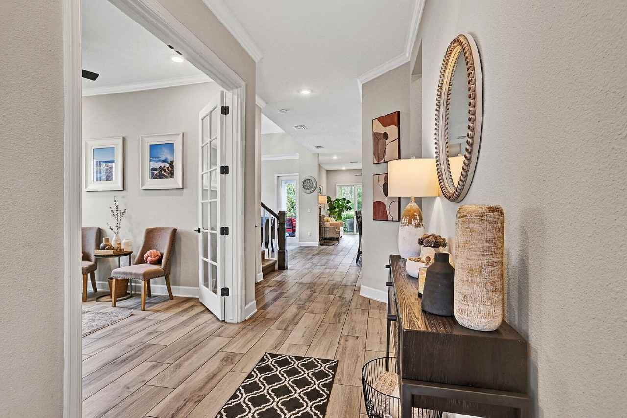 694 Navigators Rd - Photo 5 of 33