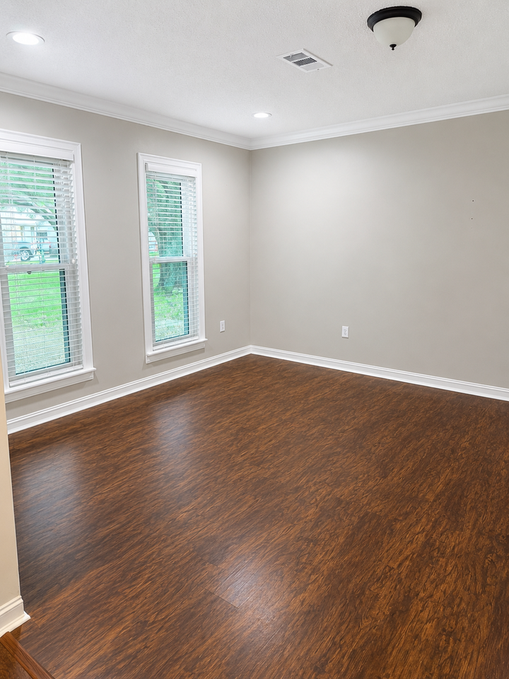 1407 Skrivanek Ct - Photo 3 of 15
