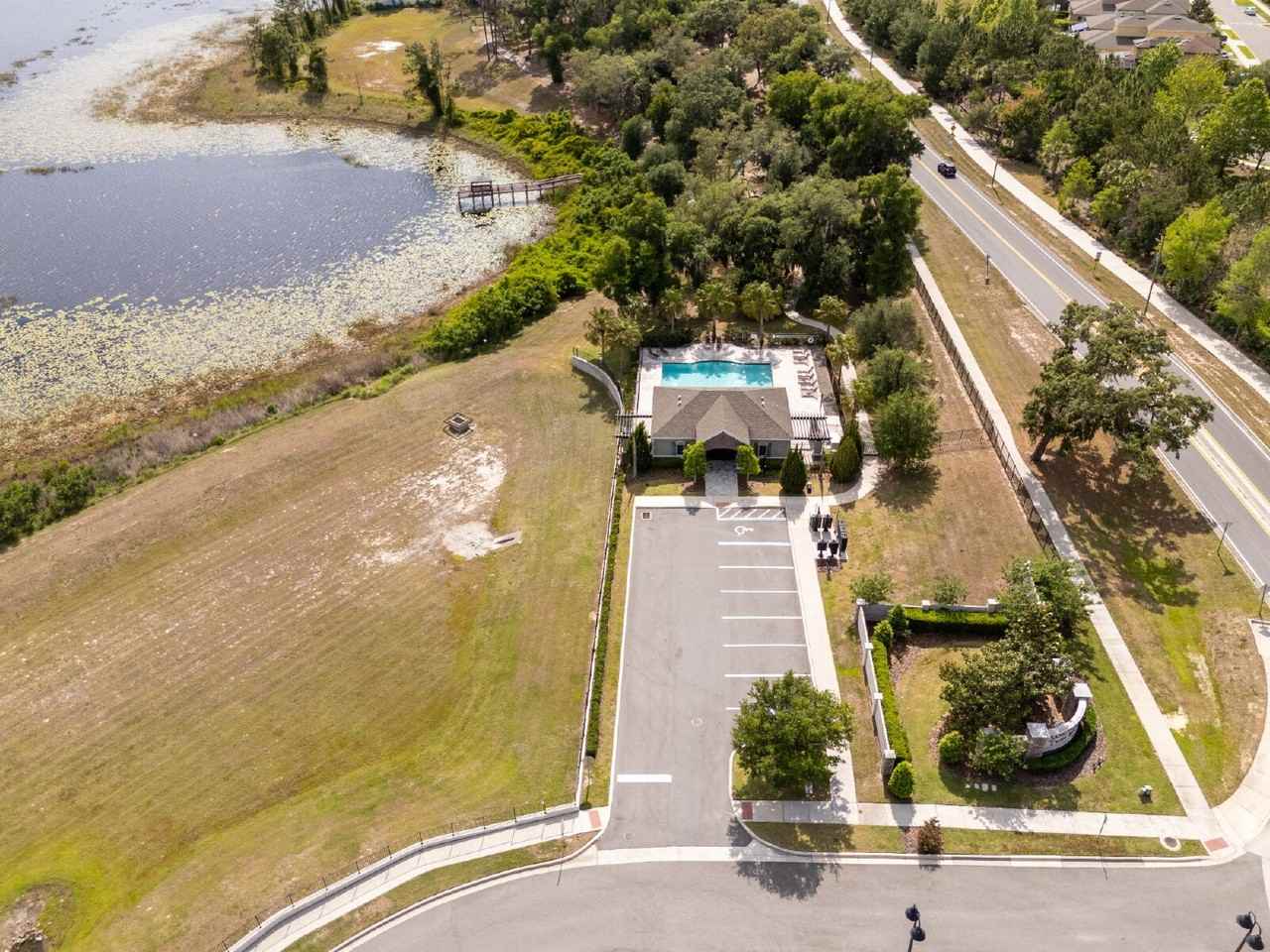 16827 Sanctuary Dr - Photo 6 of 50