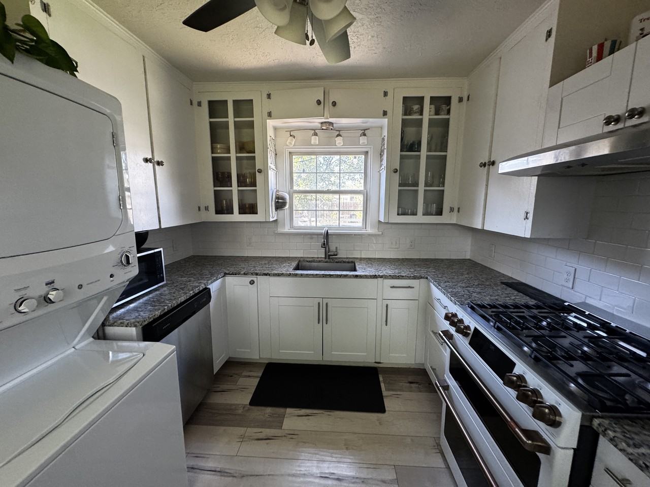 1304 W Targee St #NA - Photo 4 of 20