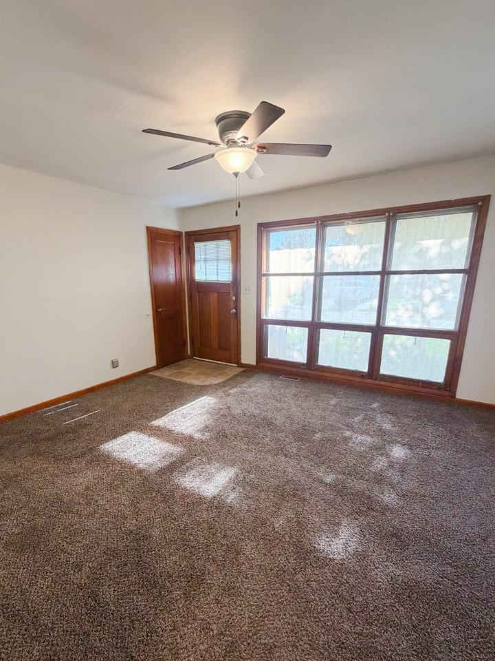 413 S Delaware Ave #NA - Photo 3 of 8
