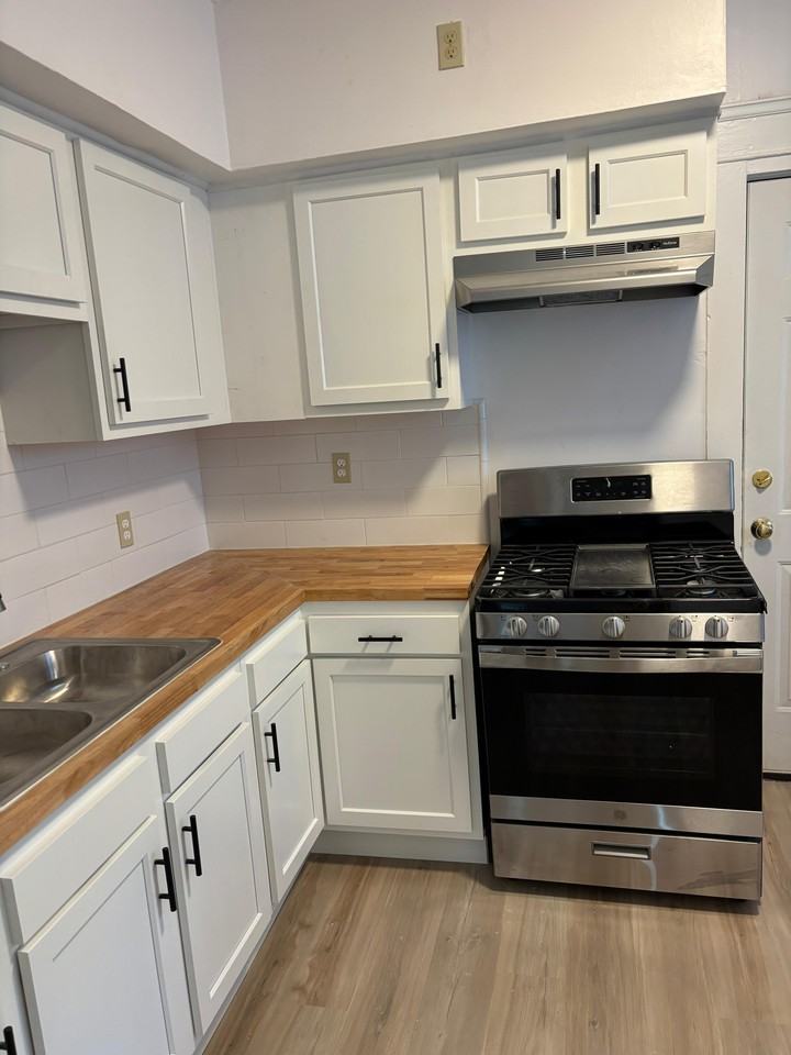 3153 W 112th St #3153 - Photo 6 of 11