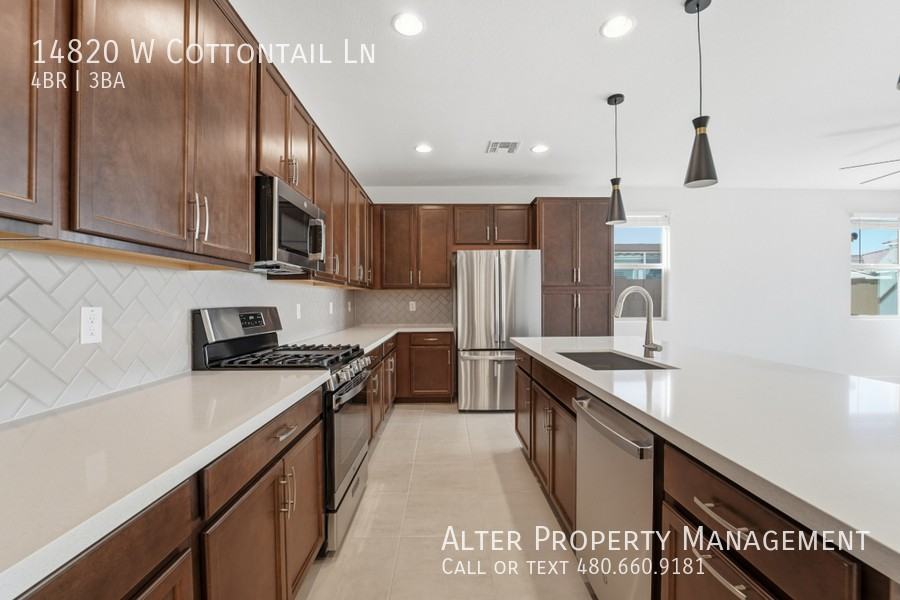 14820 W Cottontail Ln - Photo 5 of 30