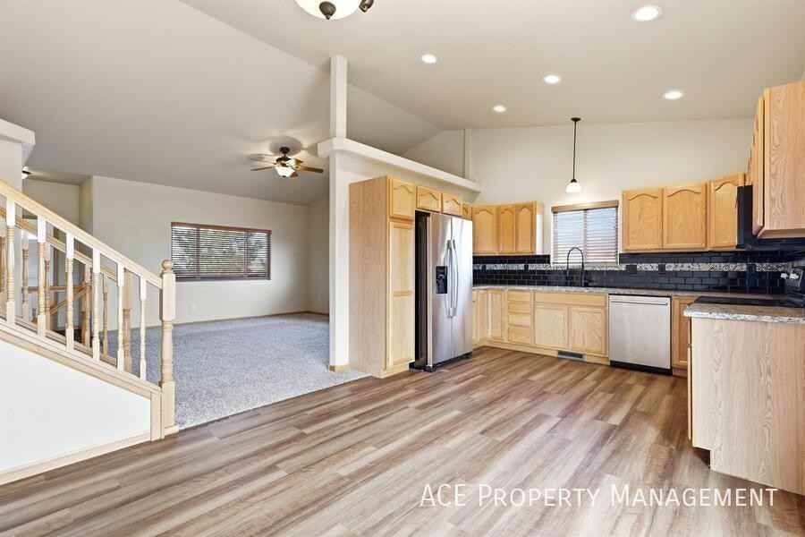 14835 Fox Trl - Photo 6 of 19