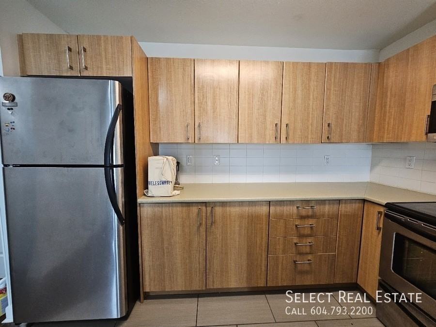 45559 Yale Rd #415 - Photo 3 of 15