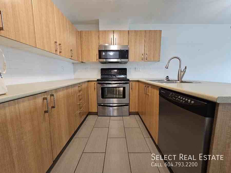45559 Yale Rd #415 - Photo 4 of 15