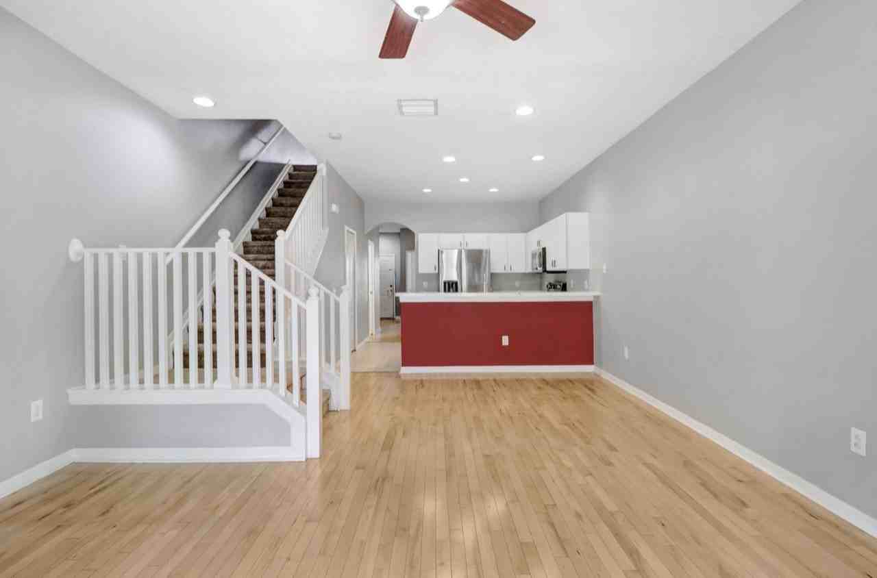 13137 Kings Crossing Dr #31 - Photo 5 of 20