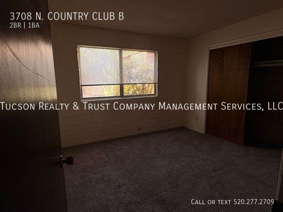 3708 N Country Club Rd - Photo 6 of 8