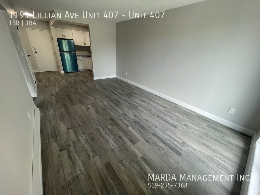 1191 Lillian Ave Unit 407 #407 - Photo 3 of 15