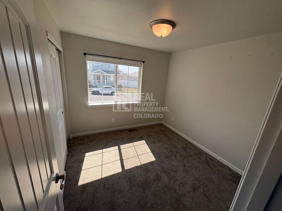 4209 Yellowbells Dr - Photo 7 of 16