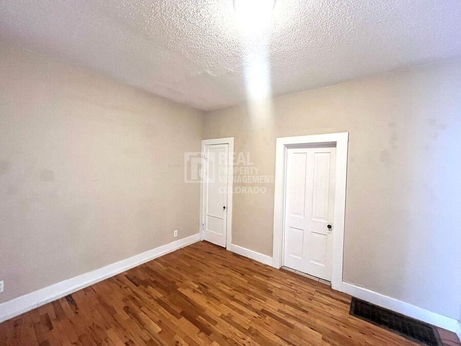 618 N Weber St #103 - Photo 3 of 6