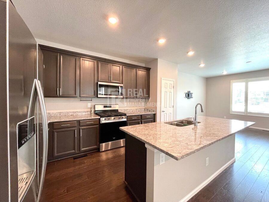 11441 Booth Falls Ct - Photo 5 of 22