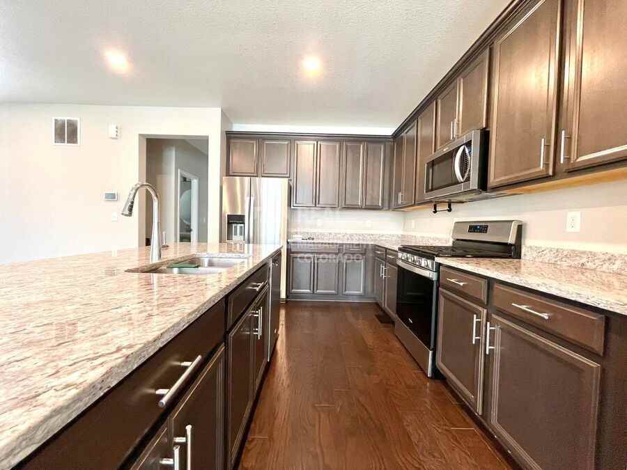 11441 Booth Falls Ct - Photo 6 of 22