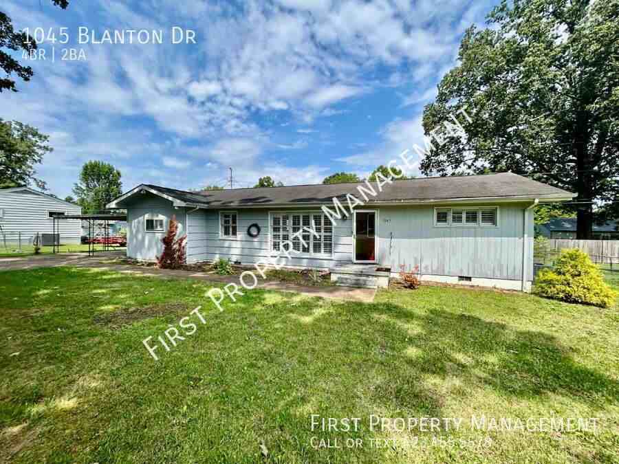 1045 Blanton Dr - Photo 2 of 23